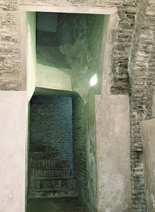 Escalera de acceso restaurada