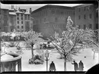 Plaza de La Seeo nevada
