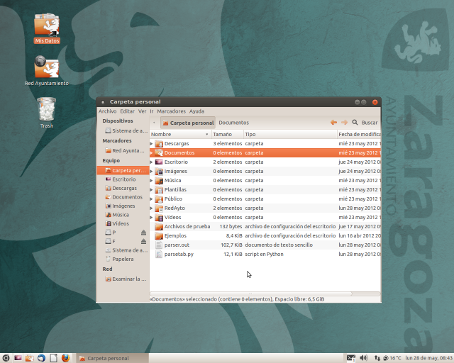 Aspecto del escritorio en AZLinux 12 (todav&iacute;a en desarrollo)