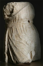 Torso de alabastro