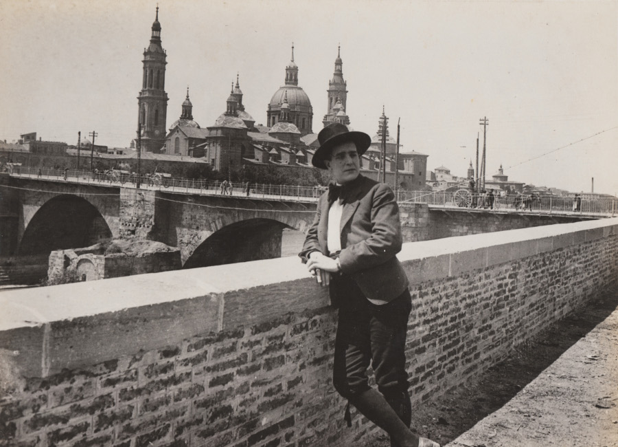 La dolores. Maximiliano Thous.