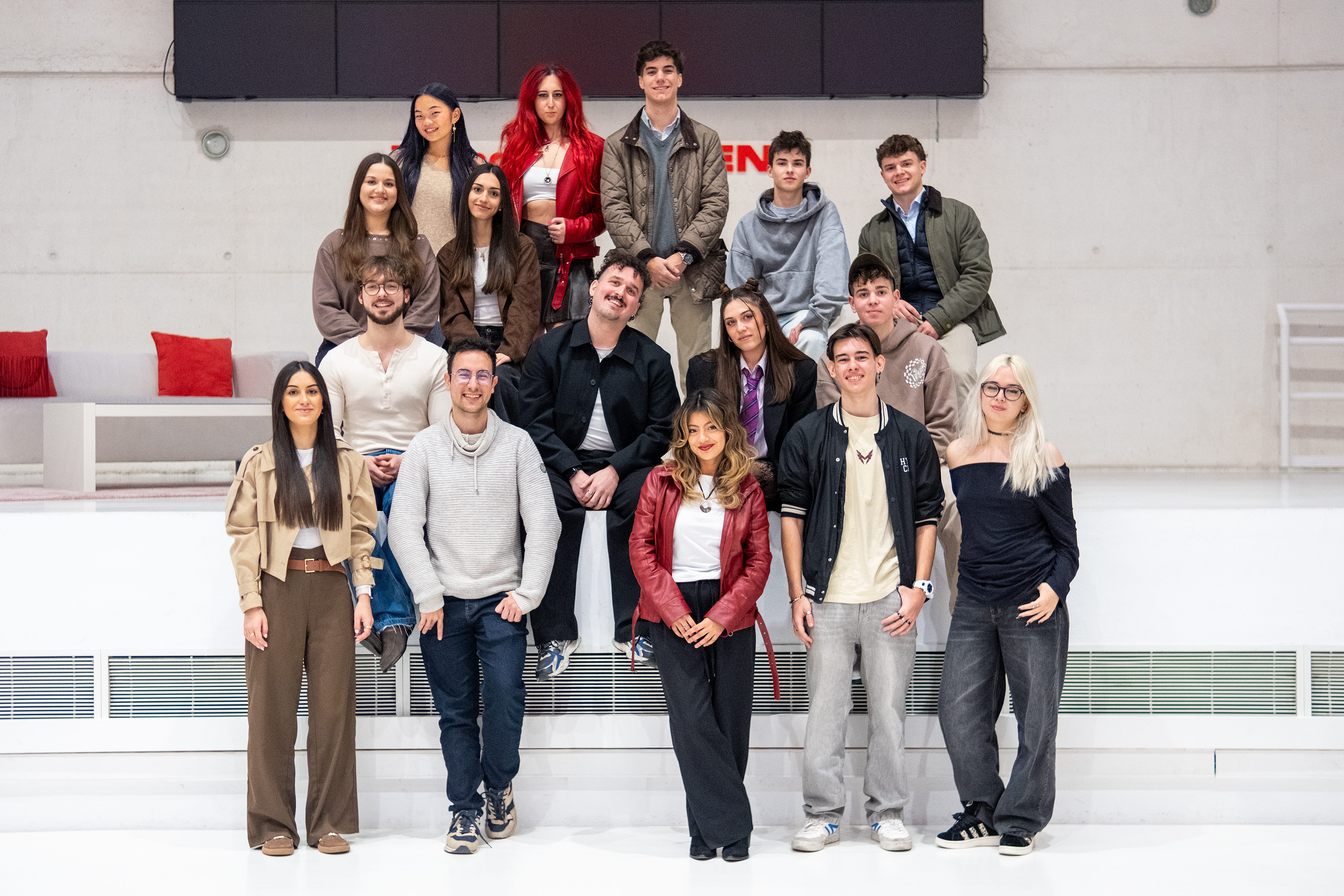 Jóvenes creadores de la edición 2026: 2 de 6