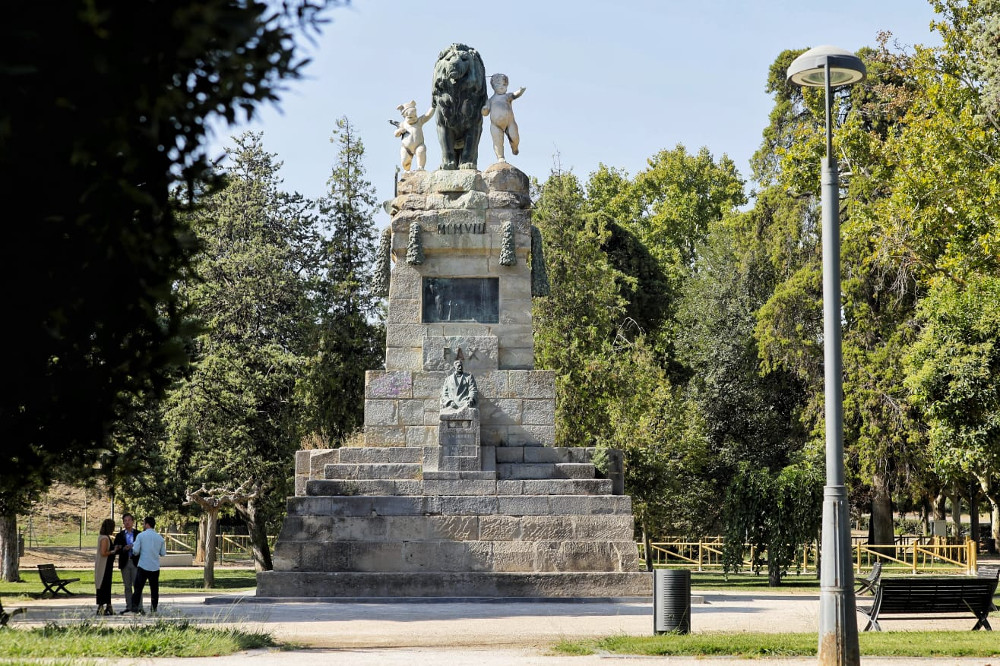 Monumento a la Exposición Hispano Francesa de 1908