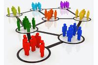 HACKING URBAN SPACE >> Privado/Público/Común: Formas de control, gestión, resistencia y autogestión