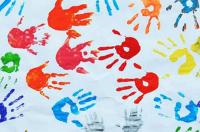 Con 11 años, empresarios y solidarios