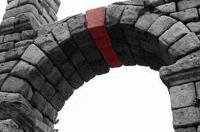 Chiquitectura Family: Construcción y materiales